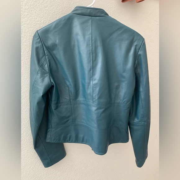 Yvonne Marie teal leather jacket, size 6 - Picture 7 of 13